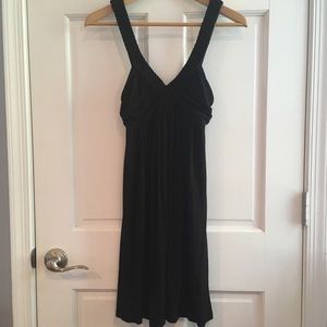Short and sweet black dress ✨